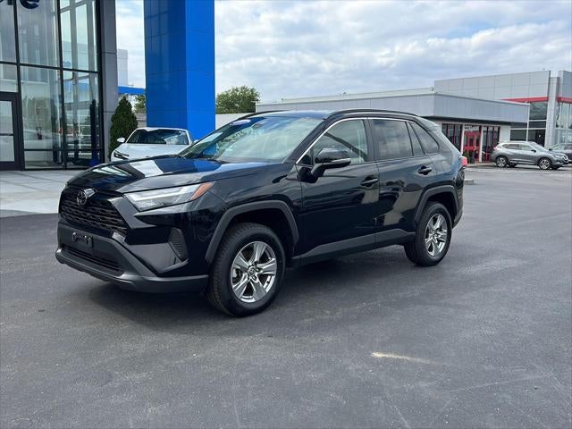2024 TOYOTA TRUCK RAV4 XLE
