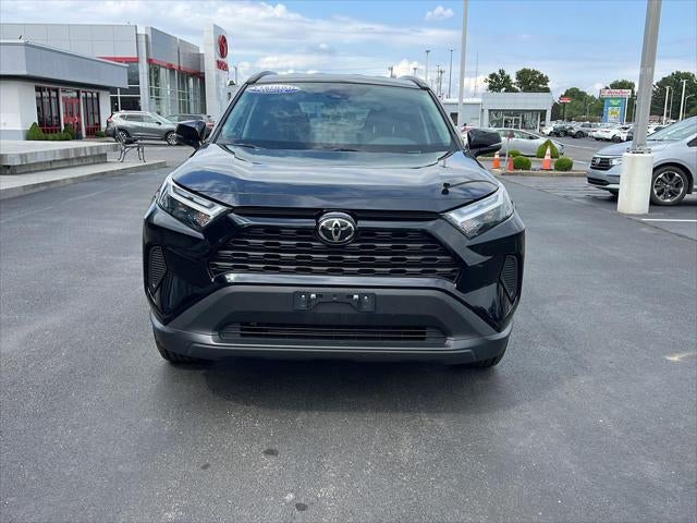 2024 TOYOTA TRUCK RAV4 XLE