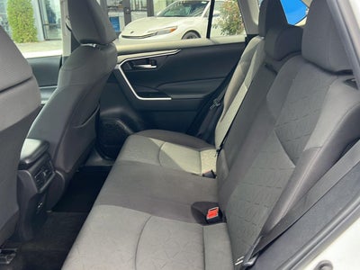 2024 TOYOTA TRUCK RAV4 XLE