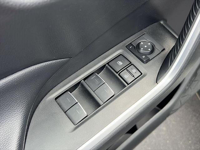 2024 TOYOTA TRUCK RAV4 XLE