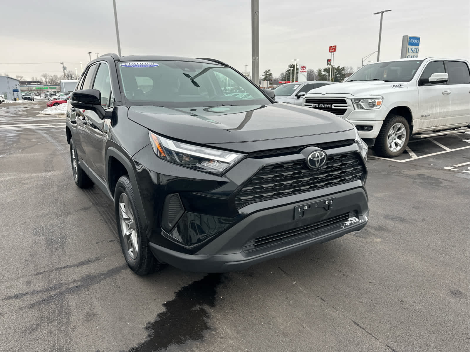 2024 Toyota RAV4 XLE