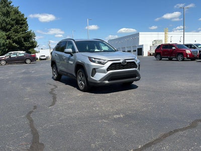 2025 Toyota Rav4 XLE