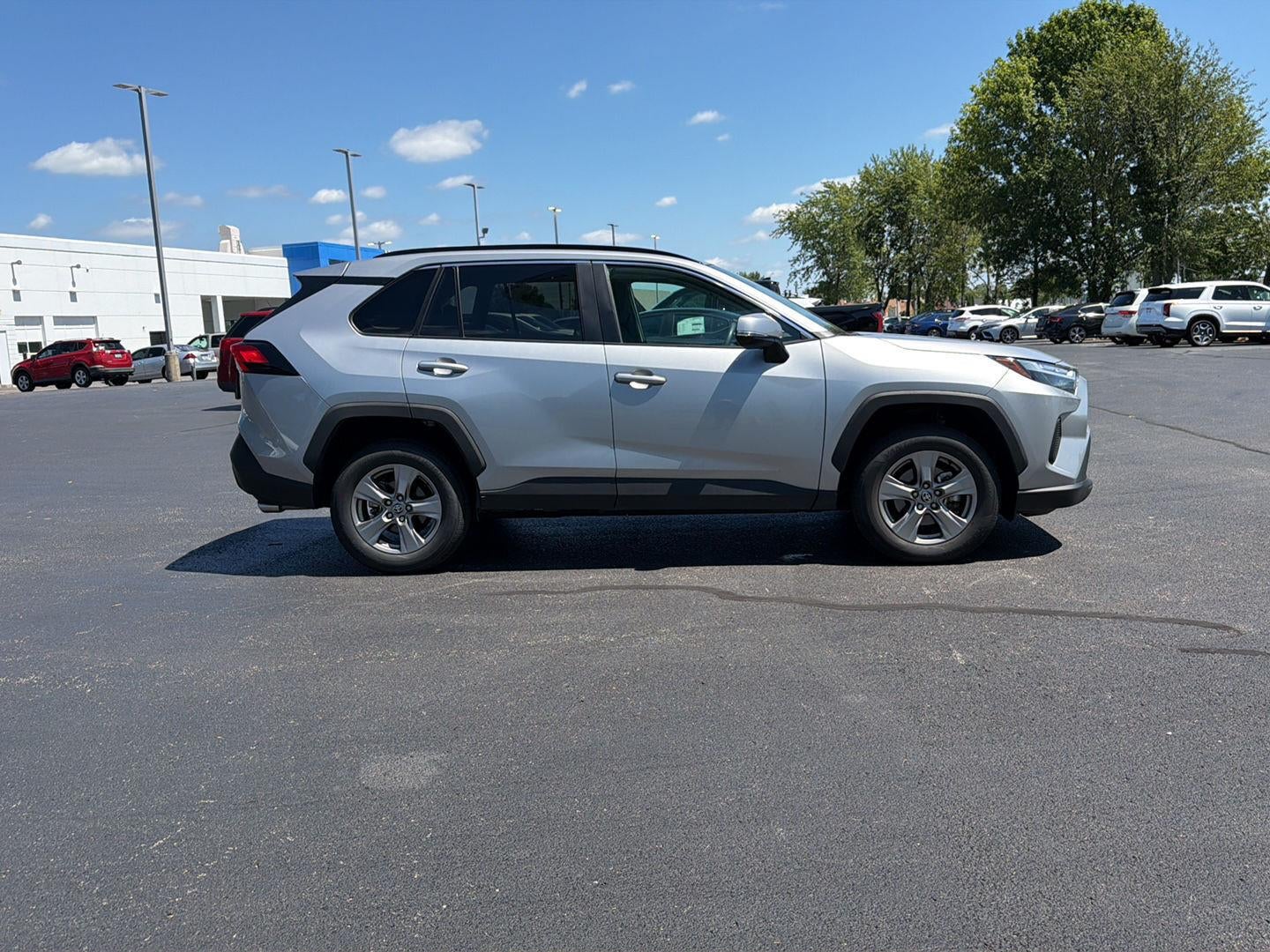 2025 Toyota Rav4 XLE