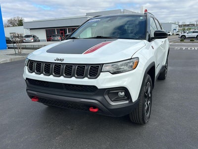 2025 Jeep Compass Trailhawk