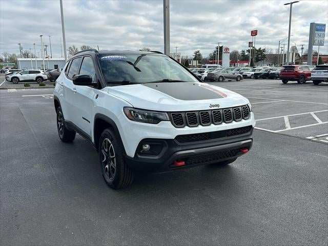 2025 Jeep Compass Trailhawk