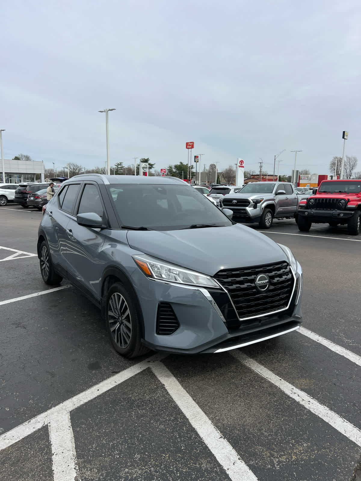 2021 Nissan Kicks SV