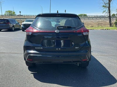2023 Nissan Kicks SV
