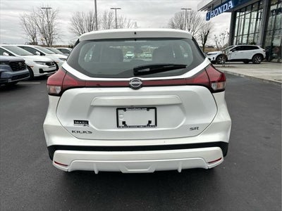 2024 Nissan Kicks SR