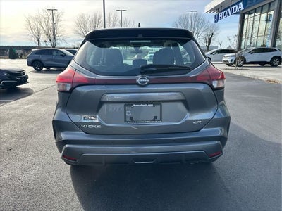 2024 Nissan Kicks SR