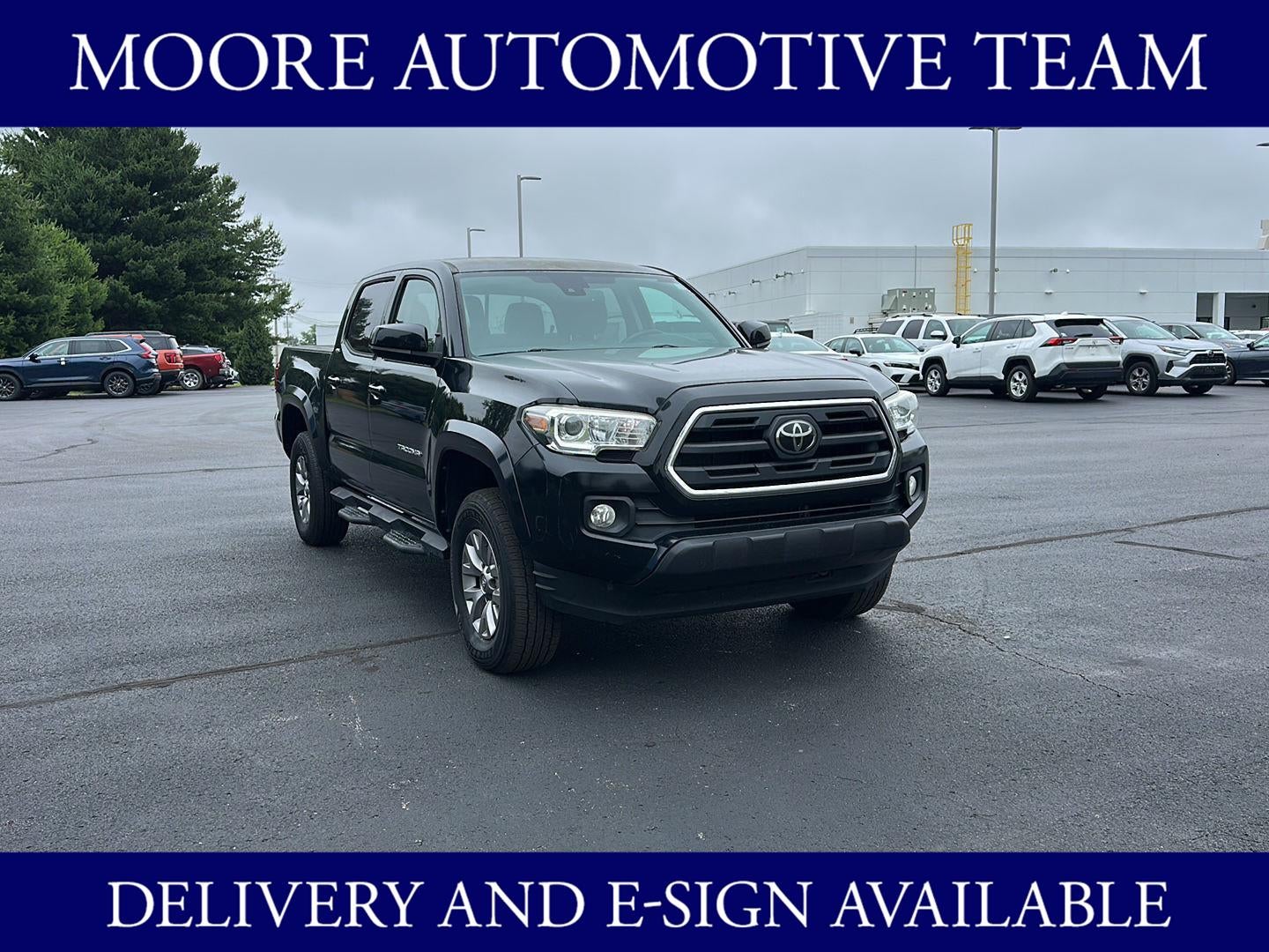 2019 Toyota Tacoma SR5 Double Cab 4WD V6 Auto Short Bed's photo