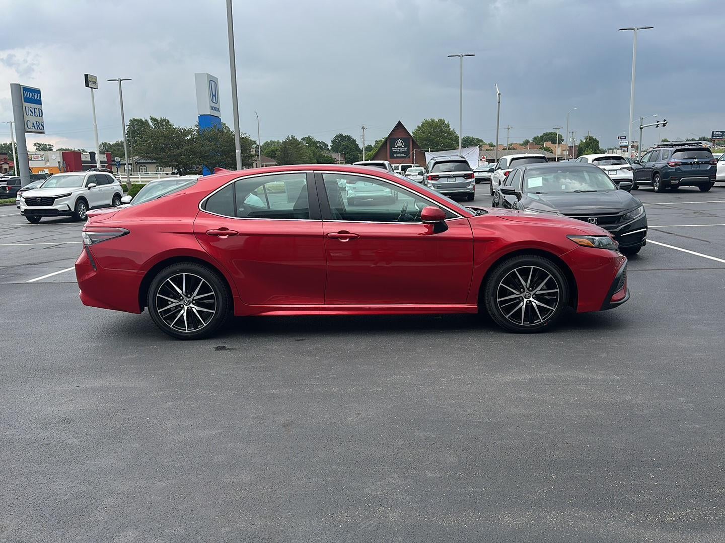 2023 Toyota Camry SE