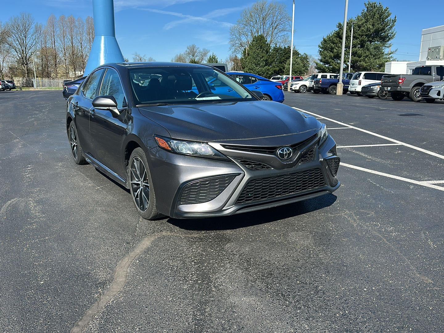 2024 Toyota Camry SE
