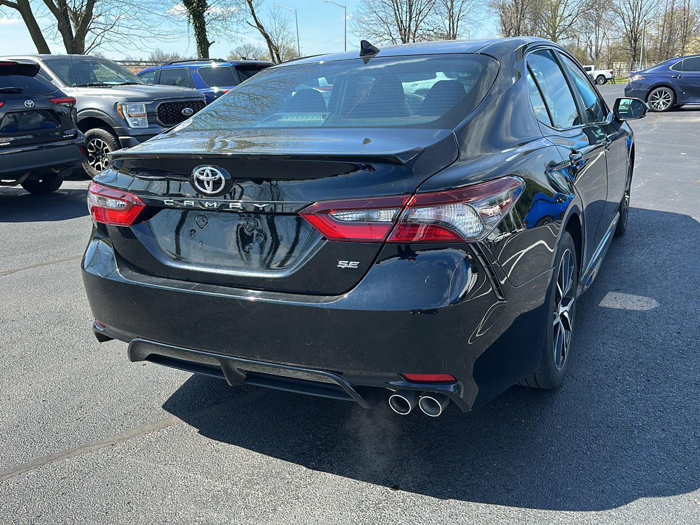 2024 Toyota Camry SE