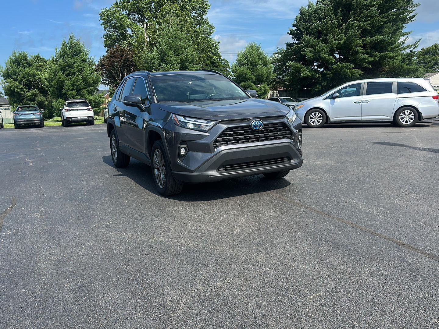 2022 Toyota RAV4 Hybrid XLE Premium