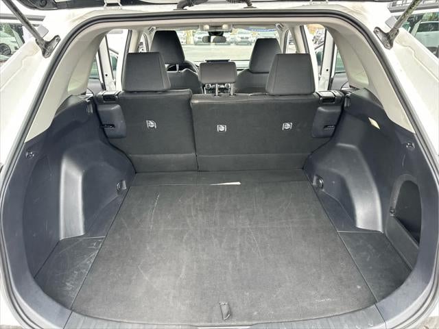 2025 TOYOTA TRUCK RAV4 HYBRID LE