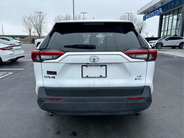 2025 TOYOTA TRUCK RAV4 HYBRID LE