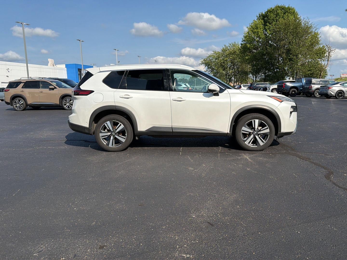 2026 Nissan Rogue SL