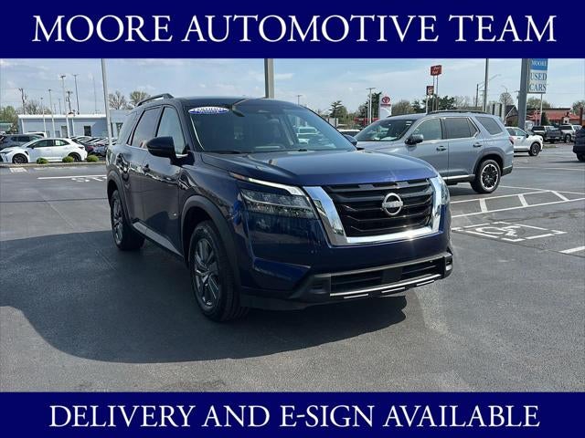 2025 Nissan Pathfinder SV