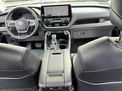 2025 Toyota Grand Highlander XLE