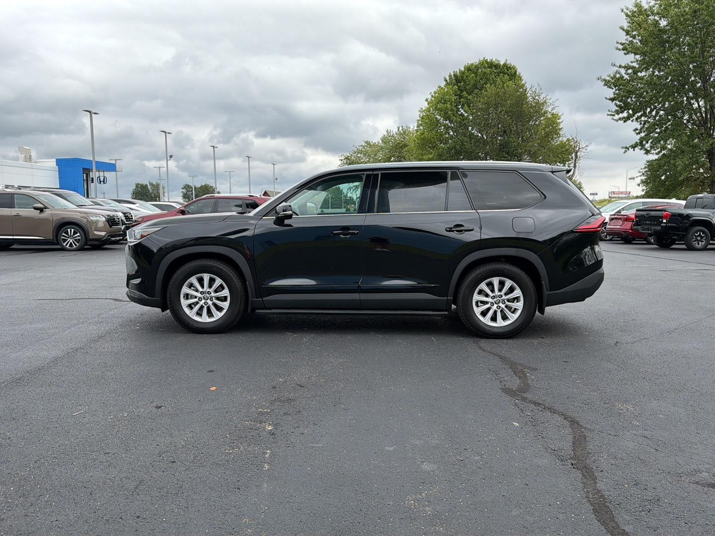 2025 Toyota Grand Highlander Hybrid XLE