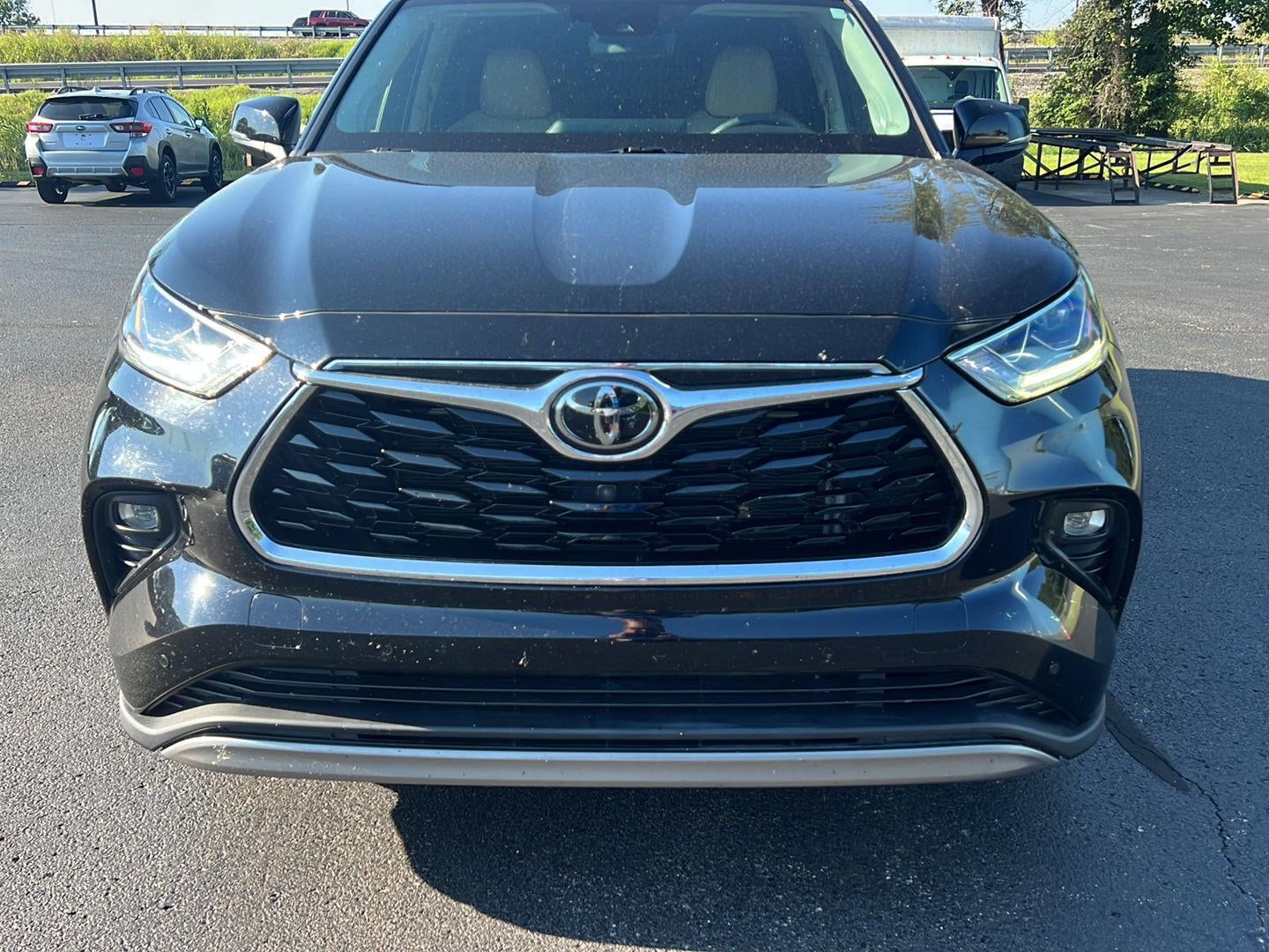 2022 Toyota Highlander Platinum