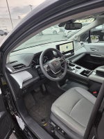2025 Toyota Sienna XLE 7-Passenger