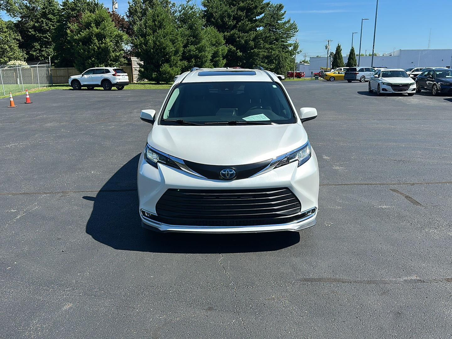 2022 Toyota Sienna XLE