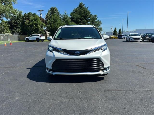 2022 Toyota Sienna XLE