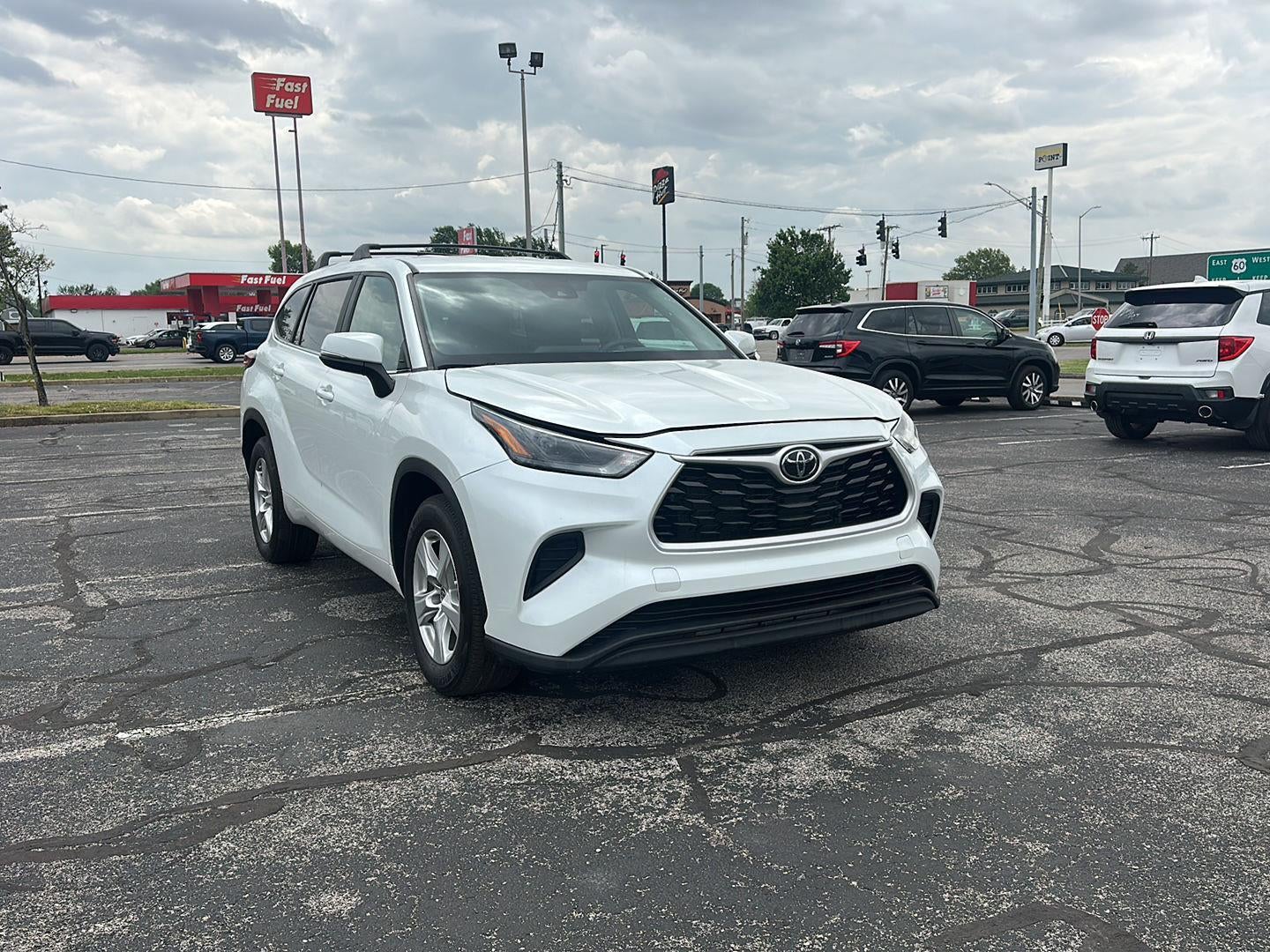 2023 TOYOTA TRUCK HIGHLANDER L