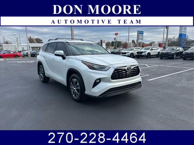 2023 Toyota Highlander XLE AWD's photo
