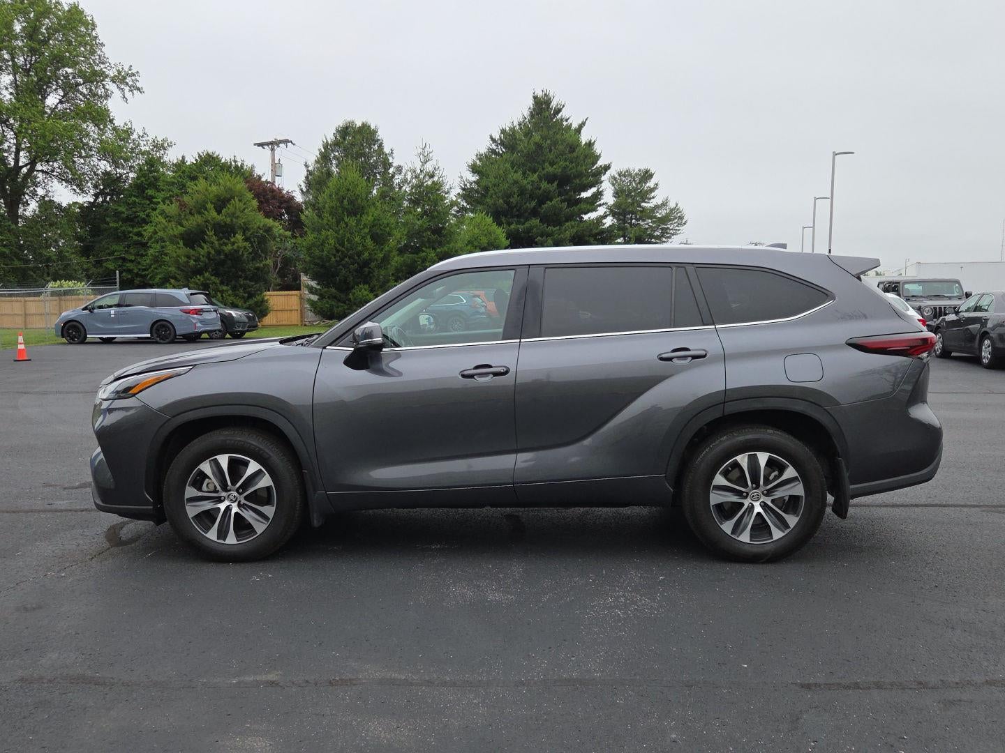 2024 Toyota Highlander XLE