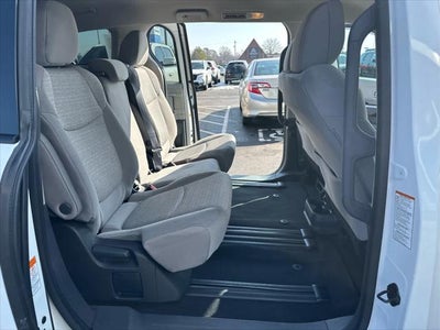 2024 Toyota Sienna LE