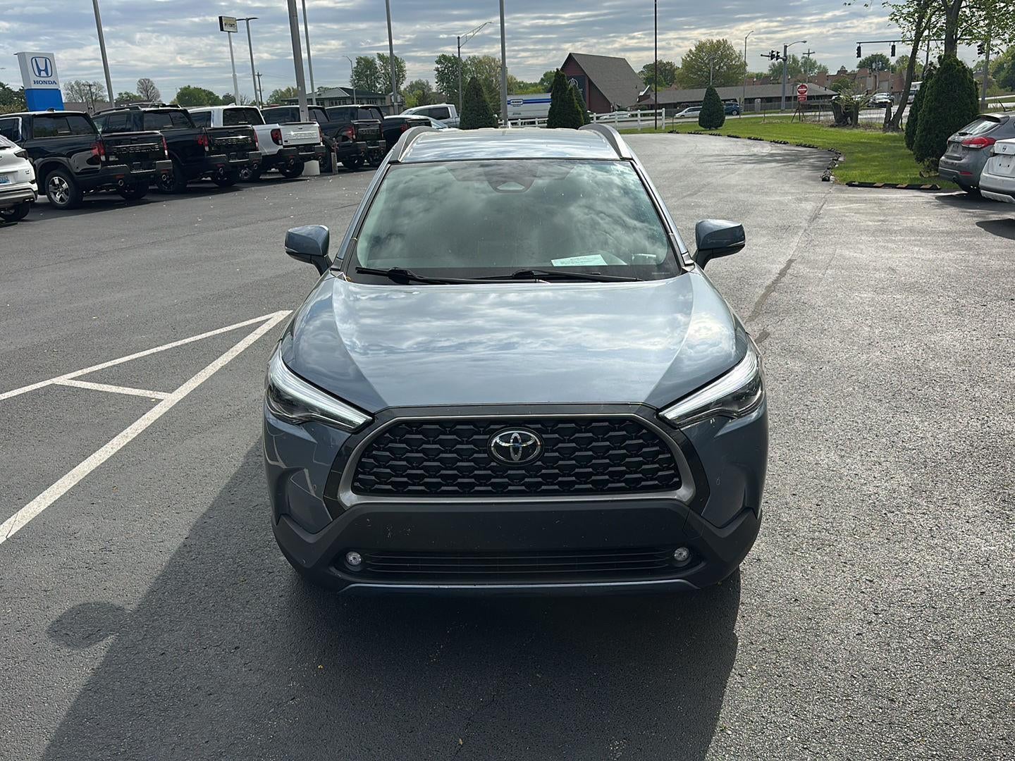 2023 Toyota Corolla Cross XLE