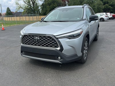 2025 Toyota Corolla Cross XLE