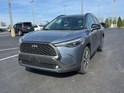 2025 Toyota Corolla Cross XLE