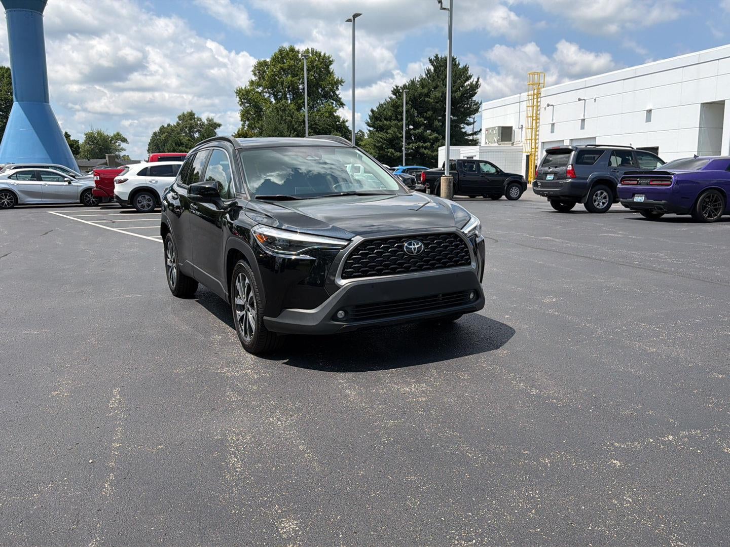 2023 Toyota Corolla Cross XLE