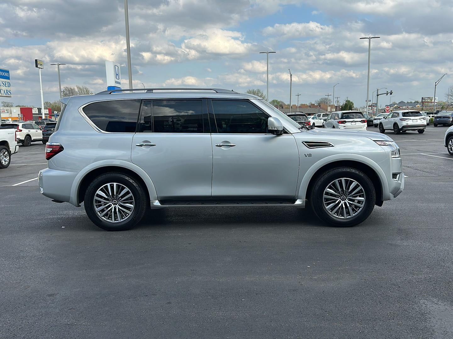 2022 Nissan Armada SL