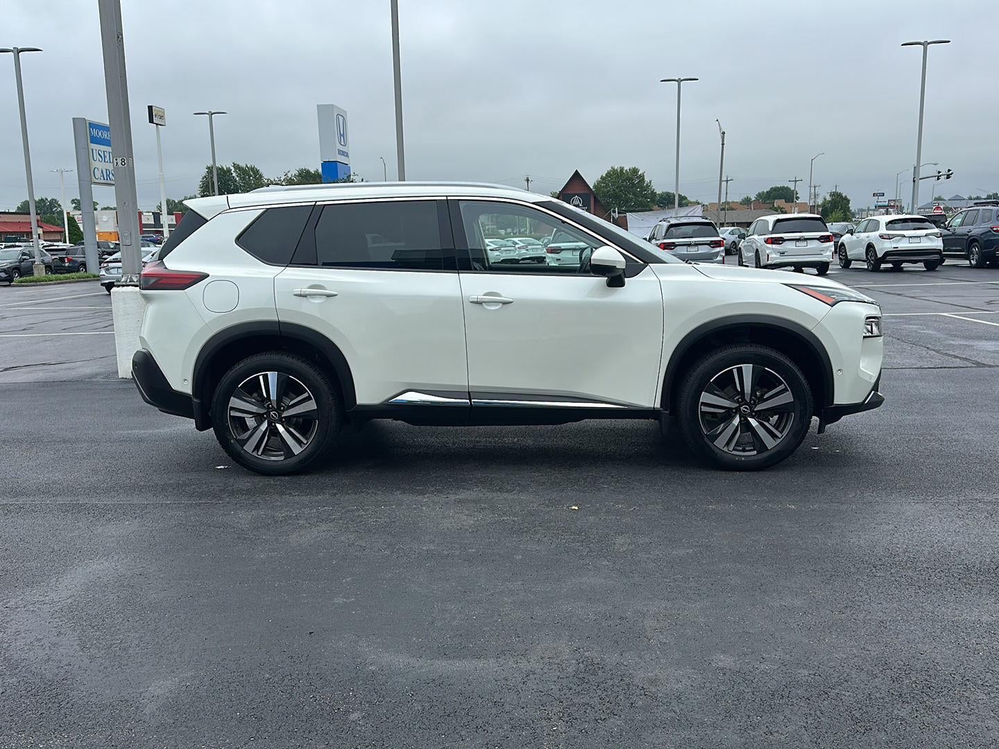2023 Nissan Rogue SL