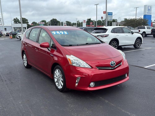 2013 Toyota Prius v Five