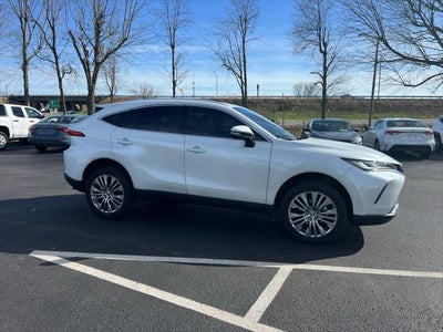 2023 Toyota Venza XLE