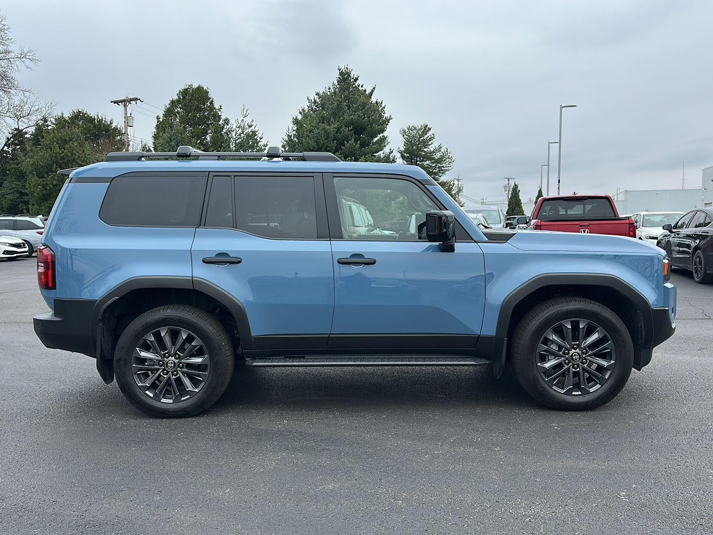 2025 Toyota Land Cruiser 4WD (Natl)