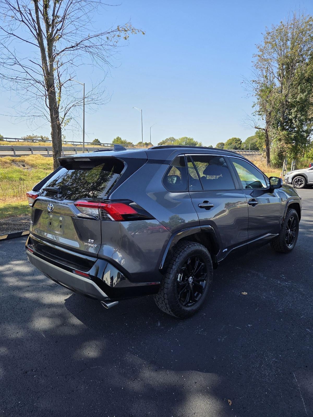 2023 Toyota RAV4 Hybrid SE