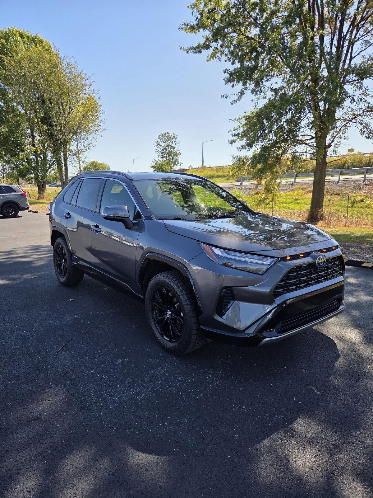 2023 Toyota RAV4 Hybrid SE