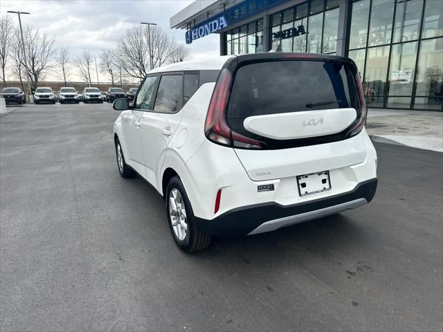 2024 Kia SOUL LX