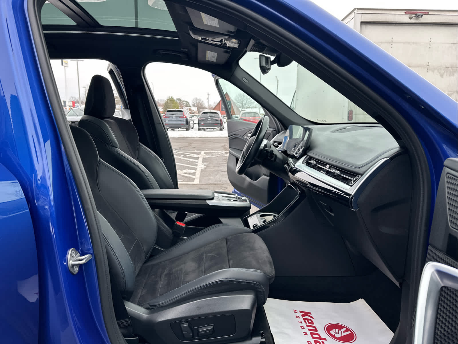 2023 BMW X1 xDrive28i