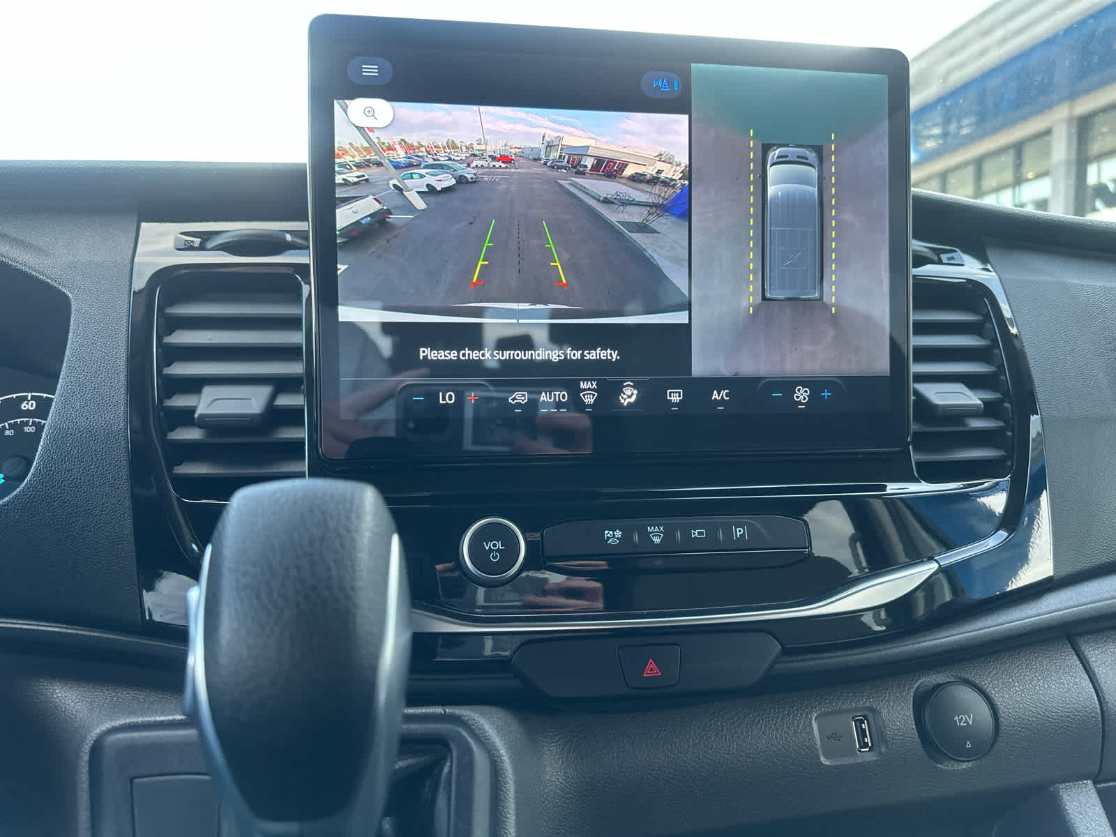 2023 Ford Transit Passenger XLT