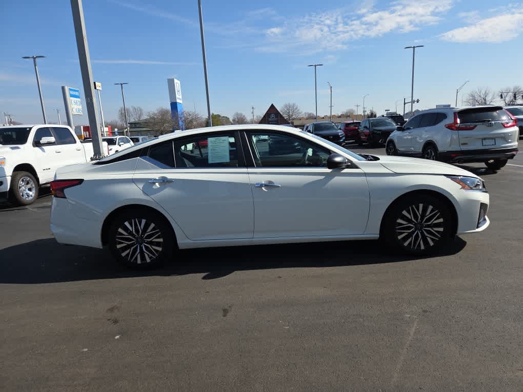 2025 Nissan Altima SV