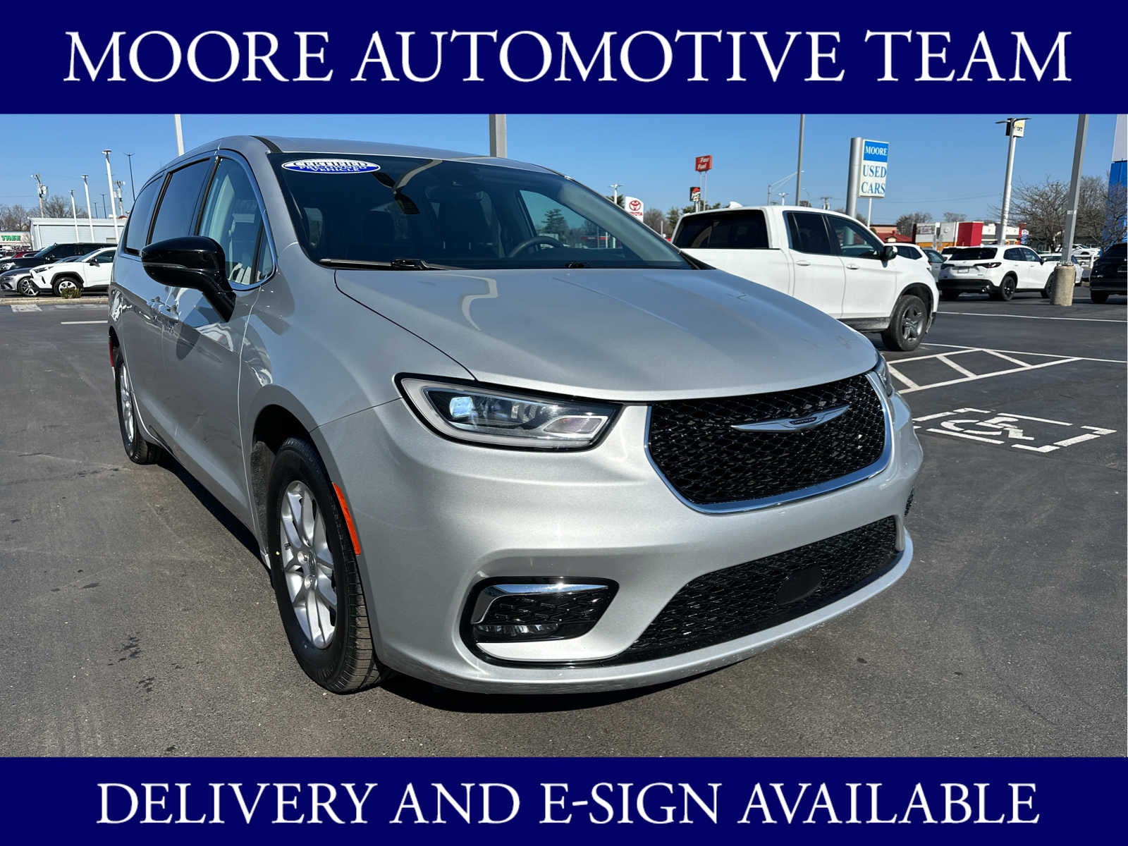 2024 Chrysler Pacifica Touring L