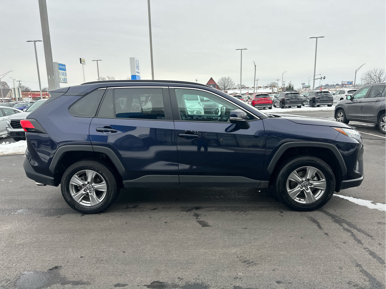 2024 Toyota RAV4 XLE