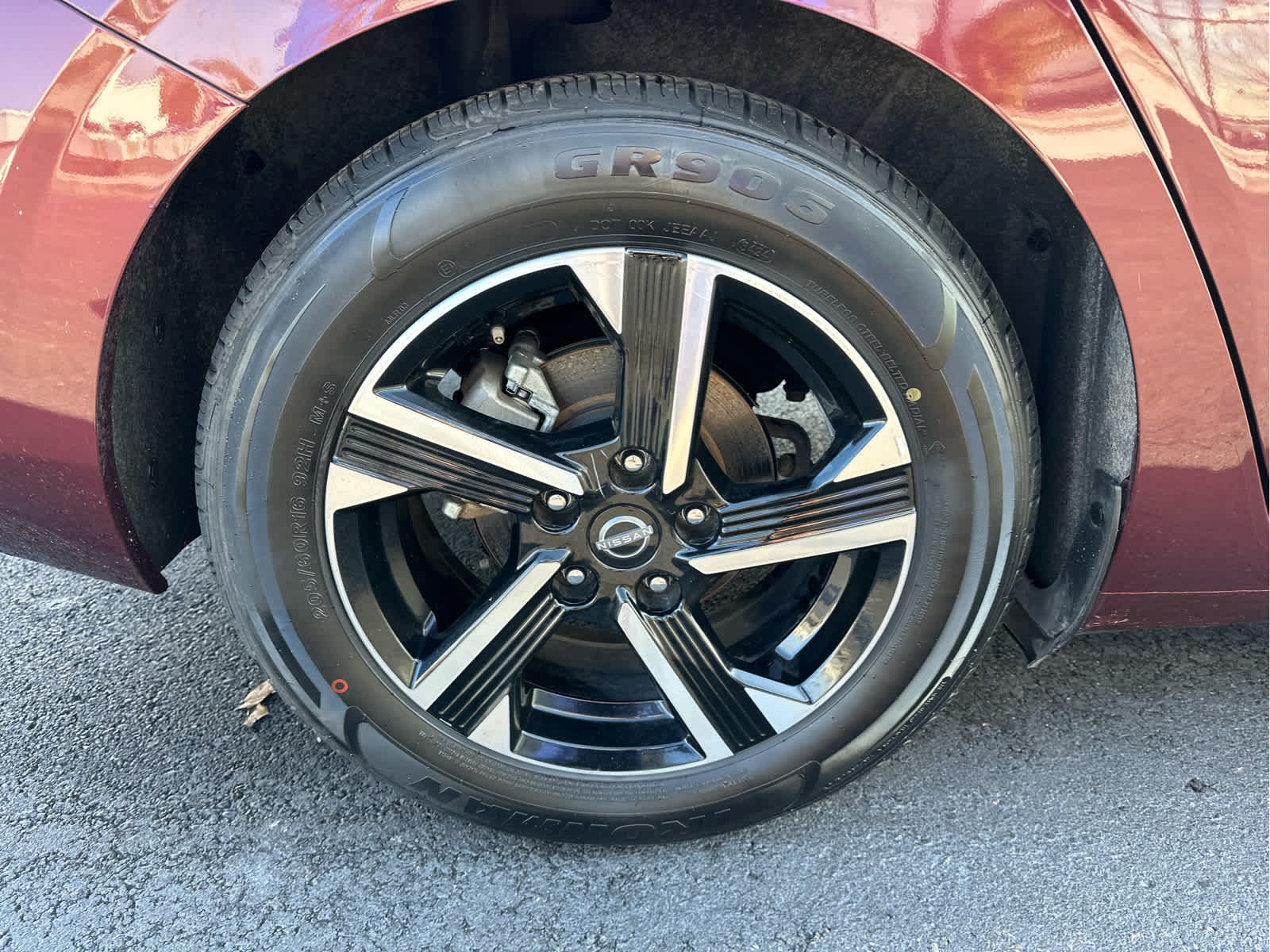 2024 Nissan Sentra SV